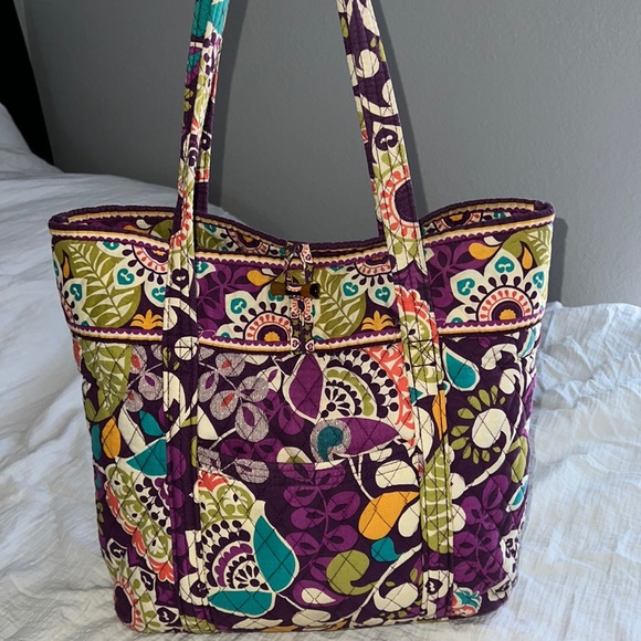 Vera Bradley "Plum Crazy" quilted with togle large tote - Picture 1 of 5